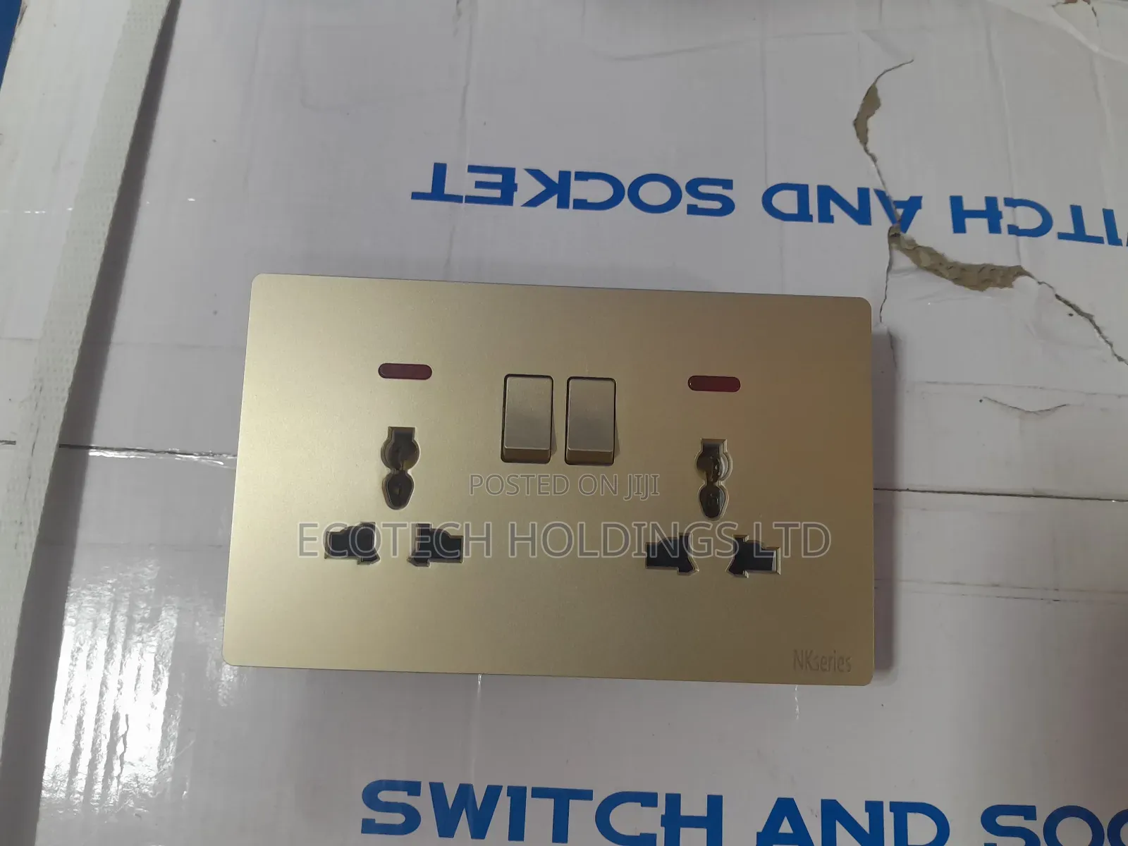 2nk Series Golden Double Sockets