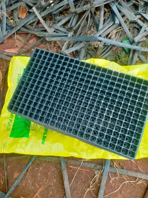 Cocopeat Blocks (Treated With Calcium Nitrate) - 5kg Blocks