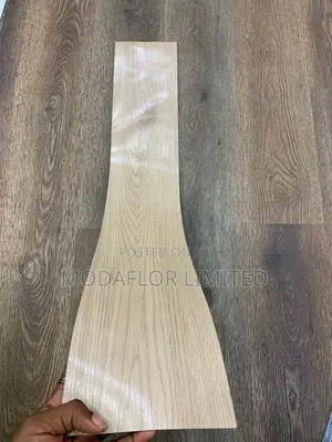 Laminate Vinyl Tiles – Wood Look Finish