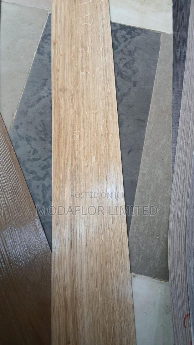 Laminate Vinyl Tiles – Strong Stylish - main view