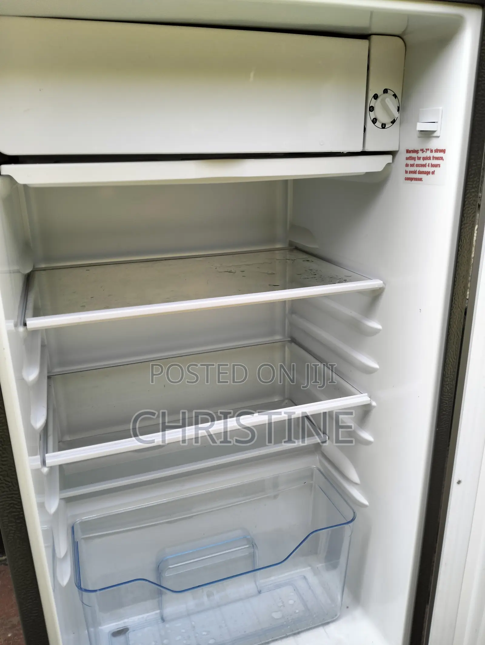 Bruhm Fridge