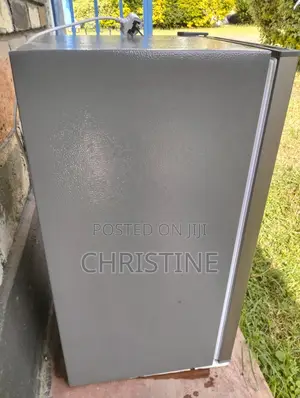 Bruhm Fridge