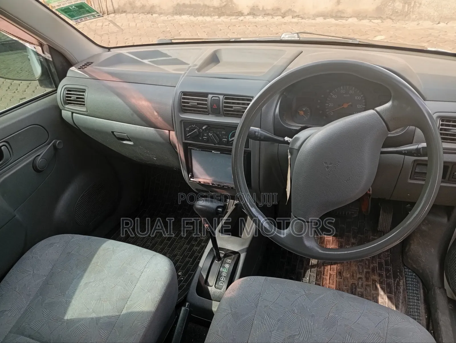Mitsubishi Colt 2007 White