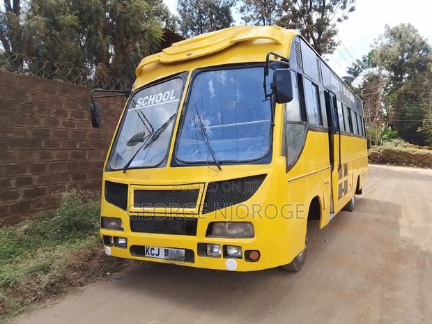 Isuzu FRR 2015 Yellow - thumbnail 2