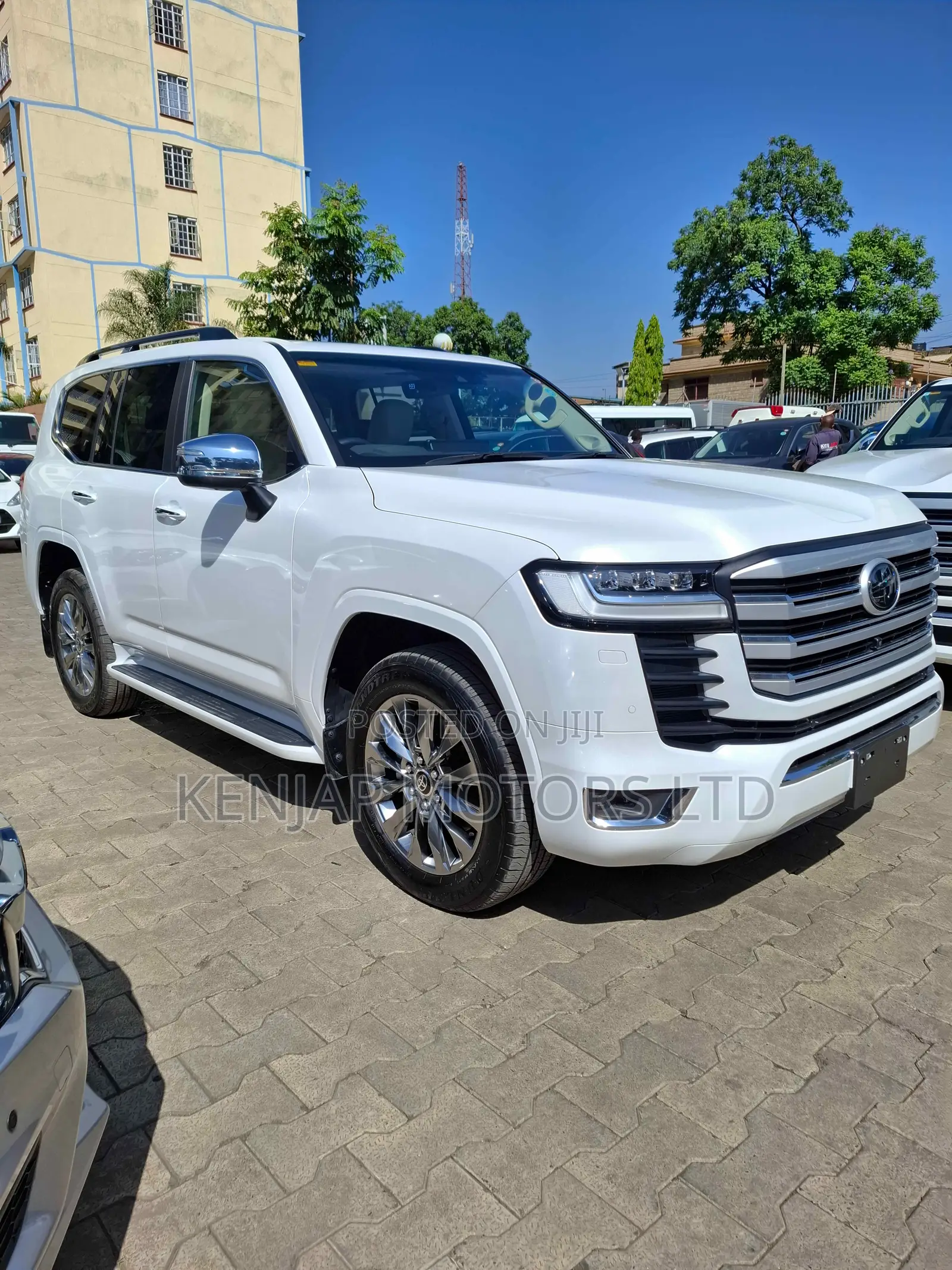 Toyota Land Cruiser 3.5 Petrol 4WD 2022 White