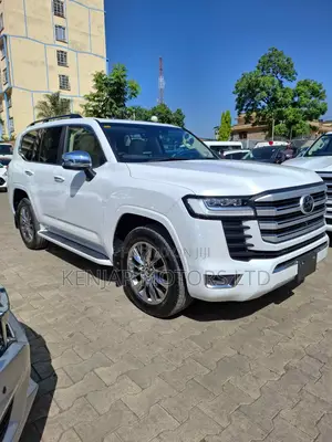 Toyota Land Cruiser 3.5 Petrol 4WD 2022 White