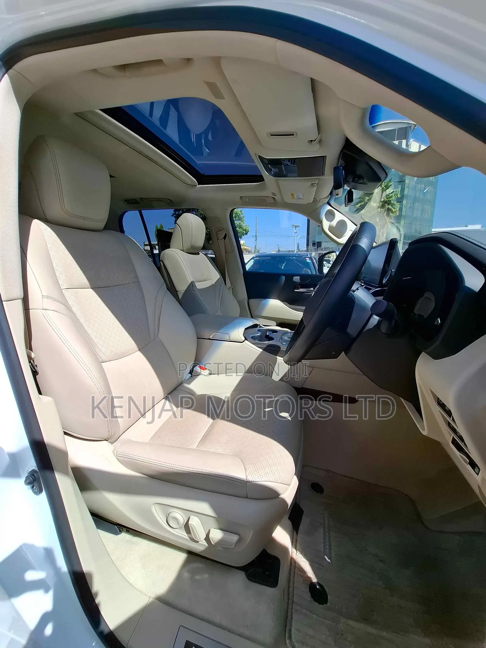 Toyota Land Cruiser 3.5 Petrol 4WD 2022 White
