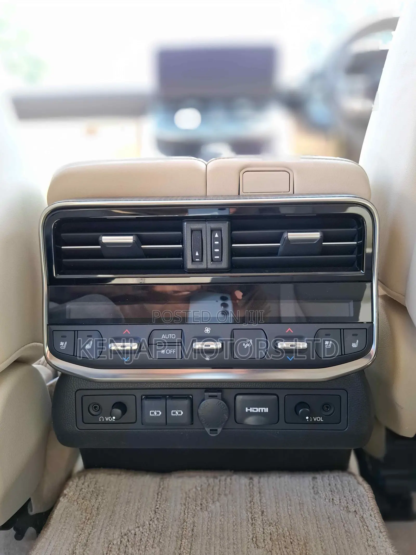 Toyota Land Cruiser 3.5 Petrol 4WD 2022 White