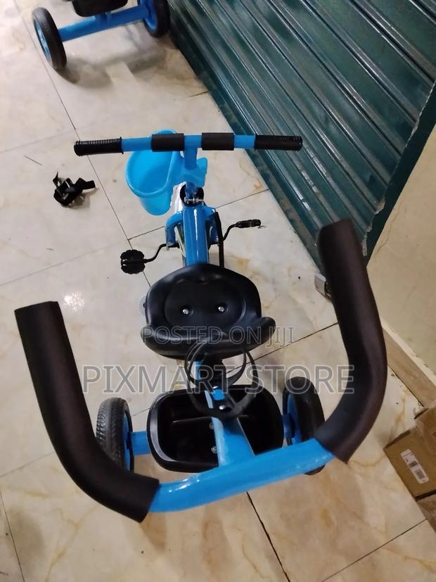 Children’S Tricycle With Adjustable Push Bar - main view