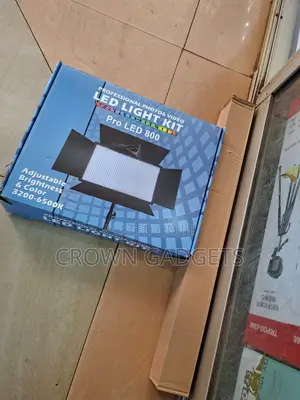 Varicolor Led 800 Studio Light Kit Dimmable –