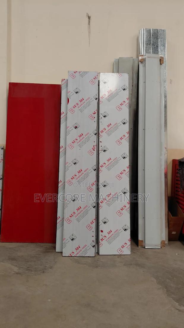 Fully Automatic Vehicle/Car Paint Spray Booth Machine Sunshine Italy.