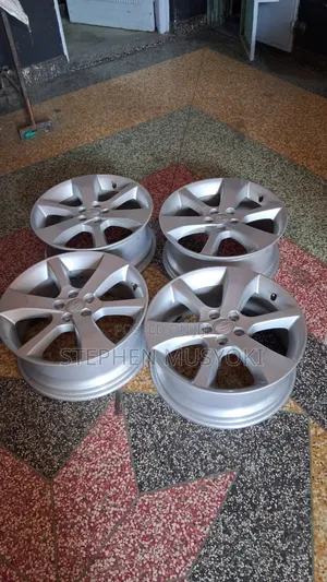 Subaru Outback 17inch Wheels