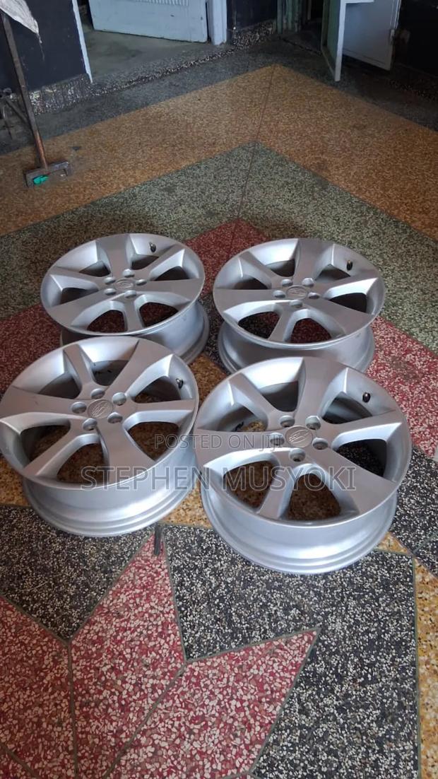 Subaru Outback 17inch Wheels