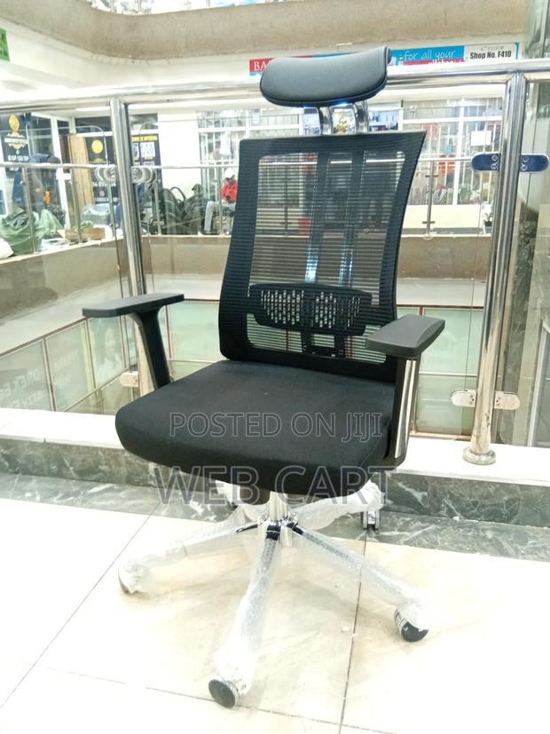 Urbanpro High-Back Mesh Swivel Chair