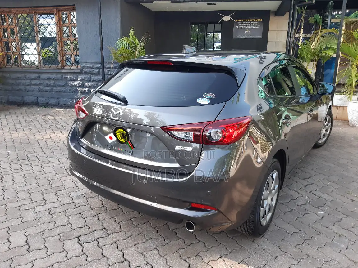 Mazda Axela 2018 Gray