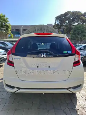 Honda Fit 2018 White