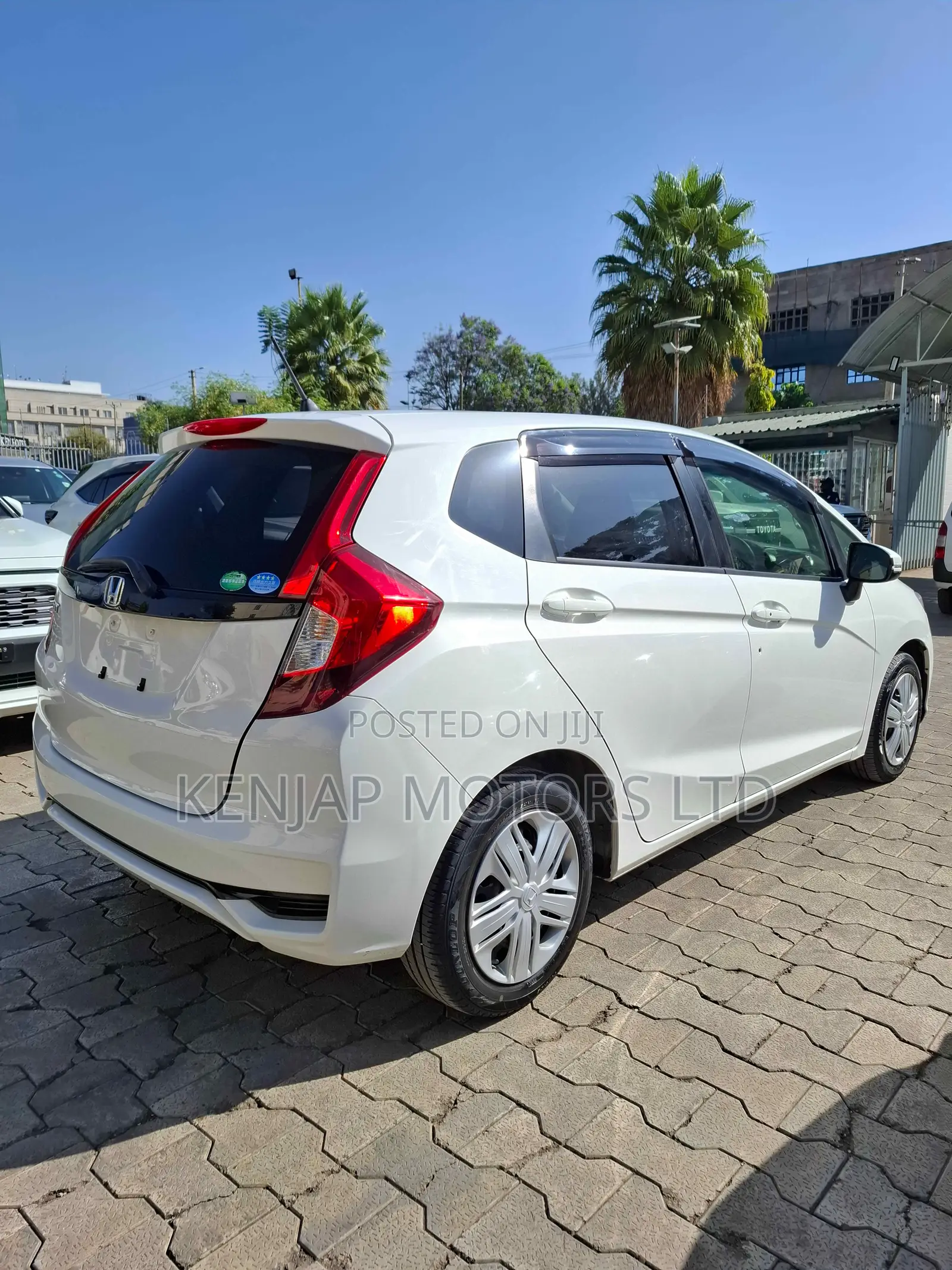 Honda Fit 2018 White