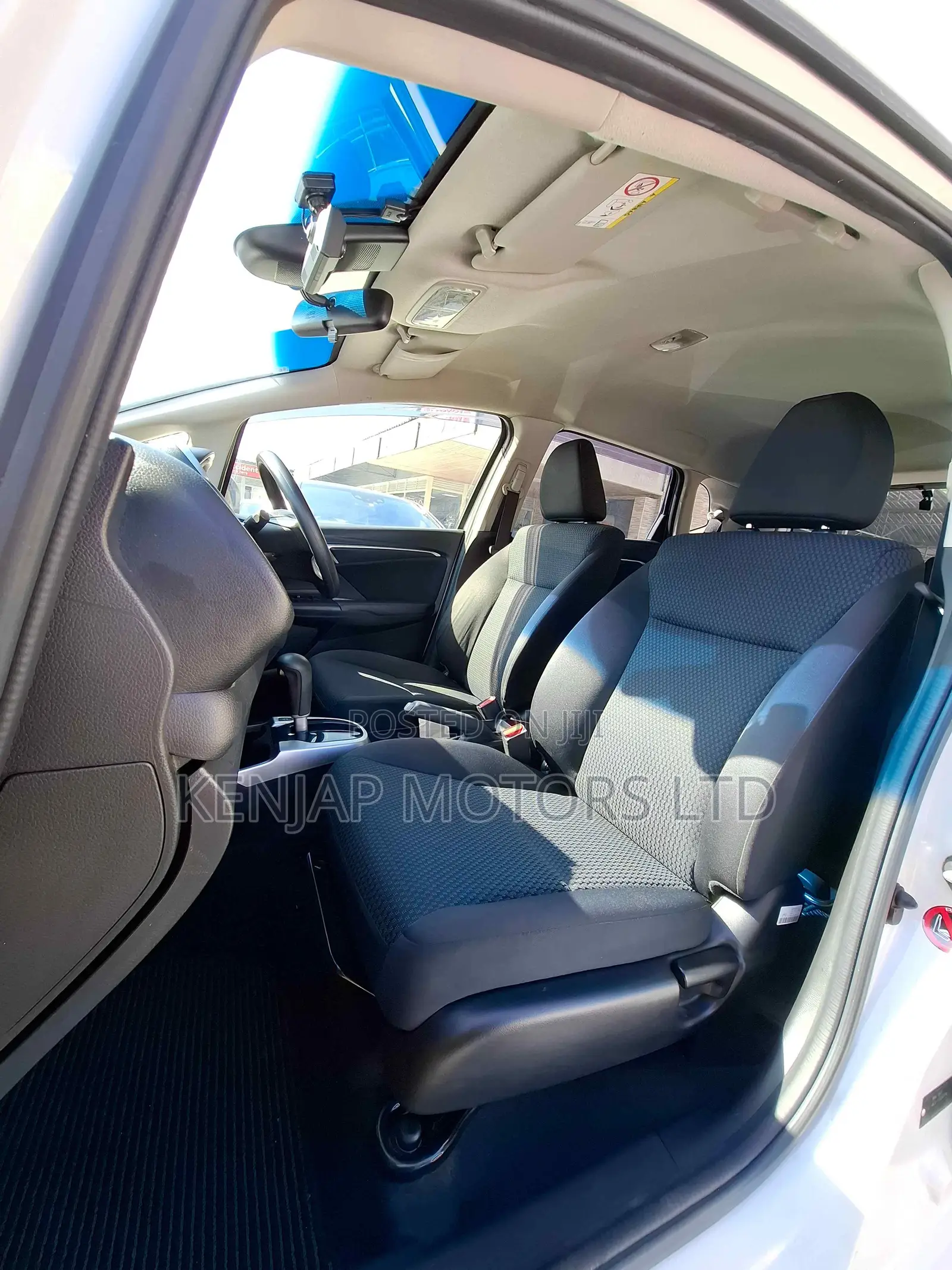 Honda Fit 2018 White