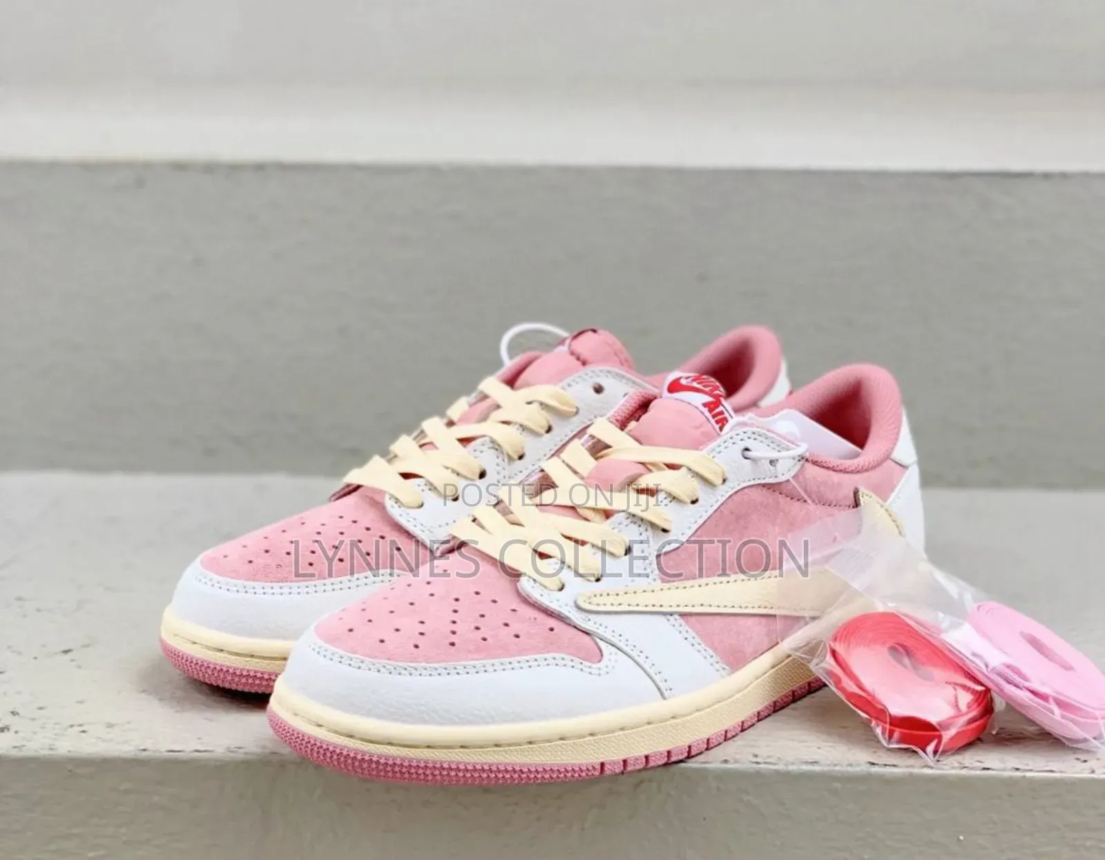 Jordan 1  Traviss Scott "Shy Pink" , Shy Pink Sizes 37-42