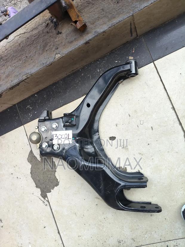 Lower Control Arm Isuzu Dmax Old Model 4wheel - thumbnail 2