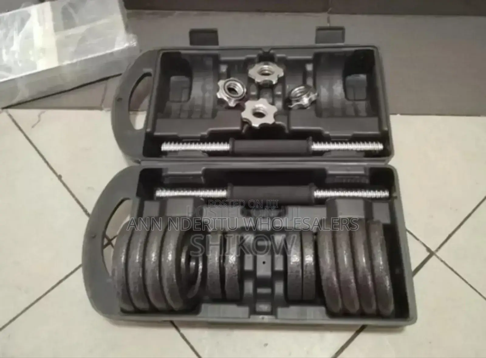 Colour Black-15kgs Dumbells