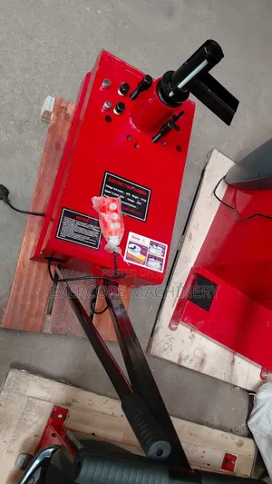 Simple Truck Tyre Changer Machine Electric Powered.