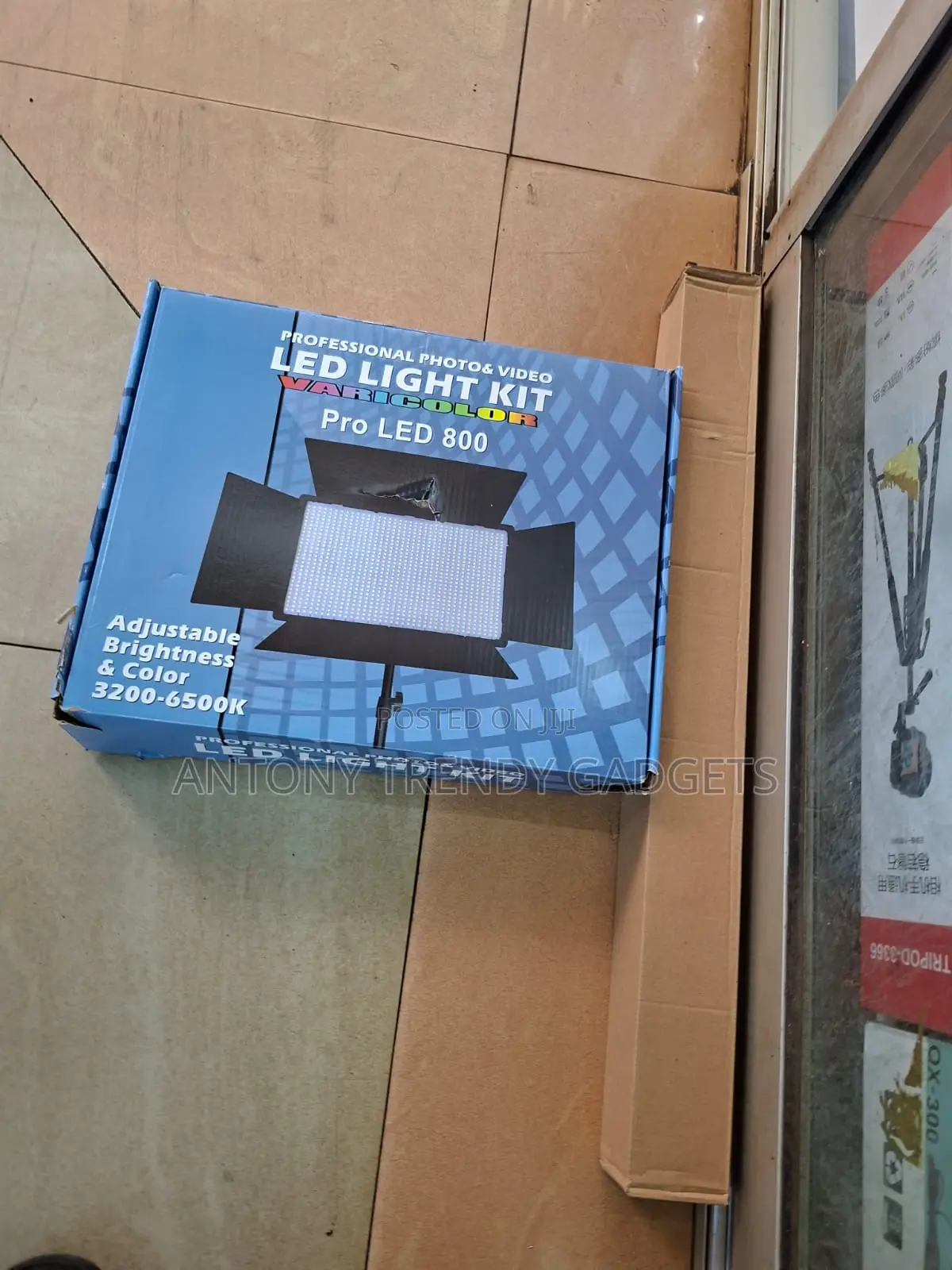 Varicolor Pro Led 800 Professional Photo & Video Light Ki