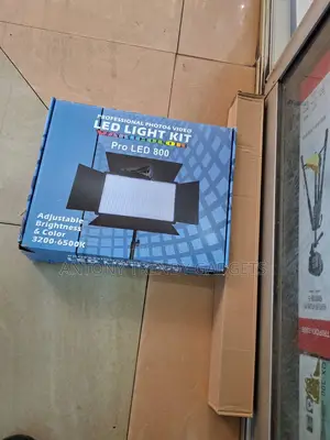 Varicolor Pro Led 800 Professional Photo & Video Light Ki