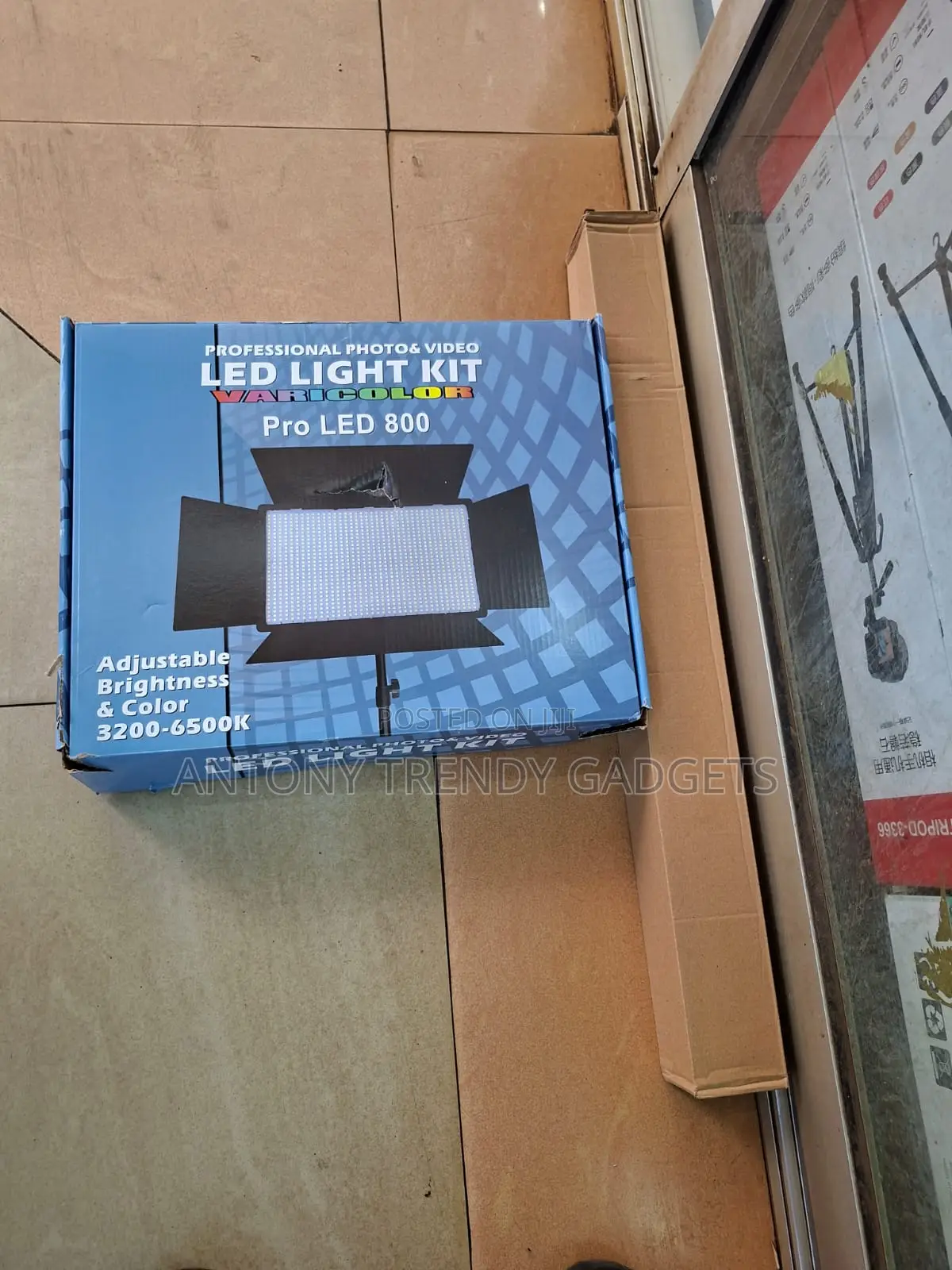 Varicolor Pro Led 800 Professional Photo & Video Light Ki