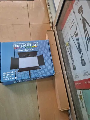 Varicolor Pro Led 800 Professional Photo & Video Light Ki