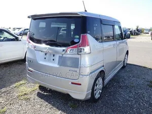 Mitsubishi Delica 2019 Silver