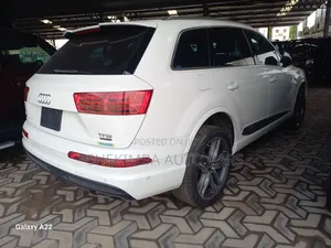 Audi Q7 2019 White
