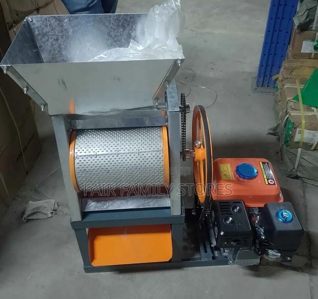 Coffee Pulper Machine With Engine - main view