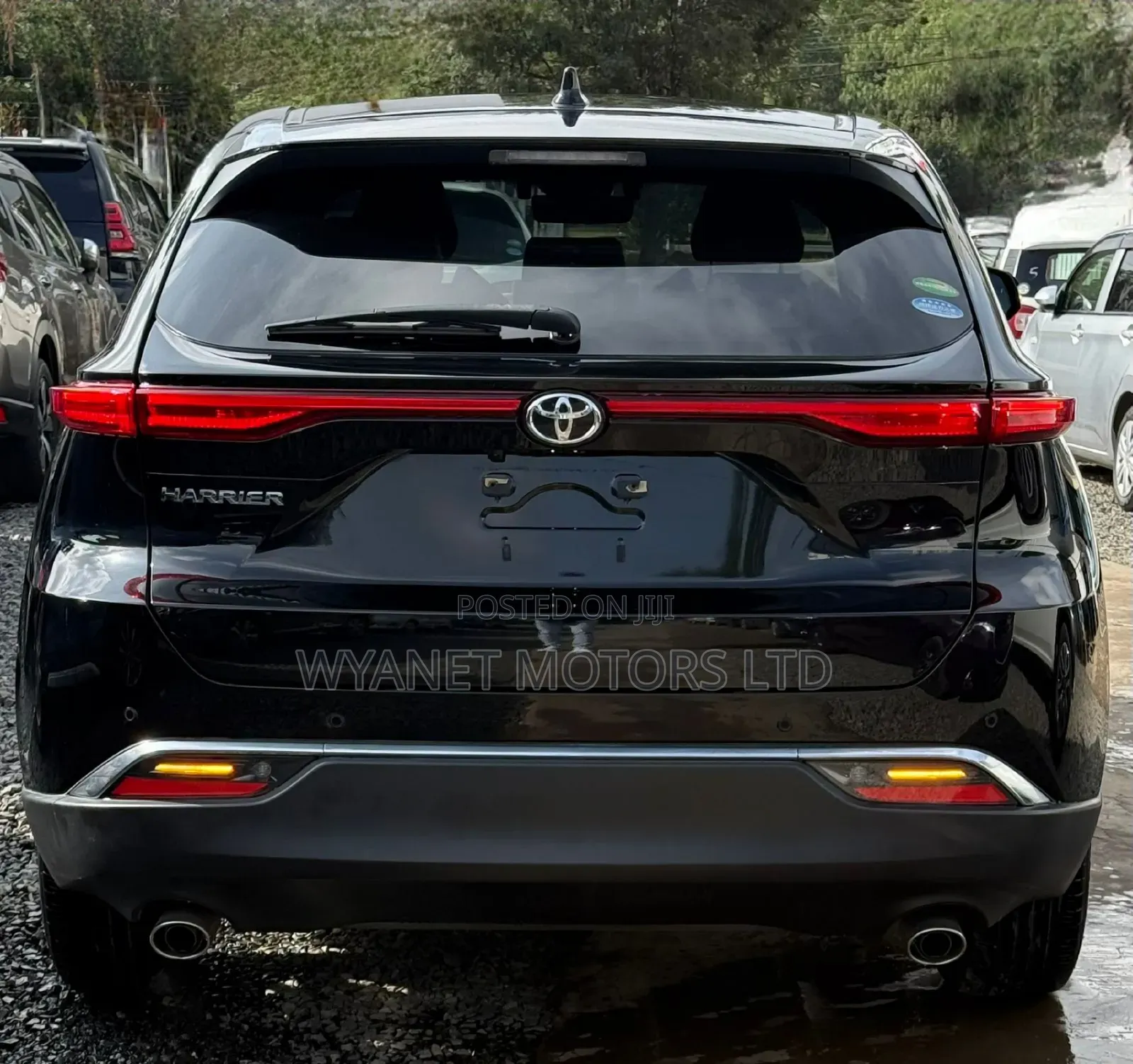 Toyota Harrier 2.0 2020 Black