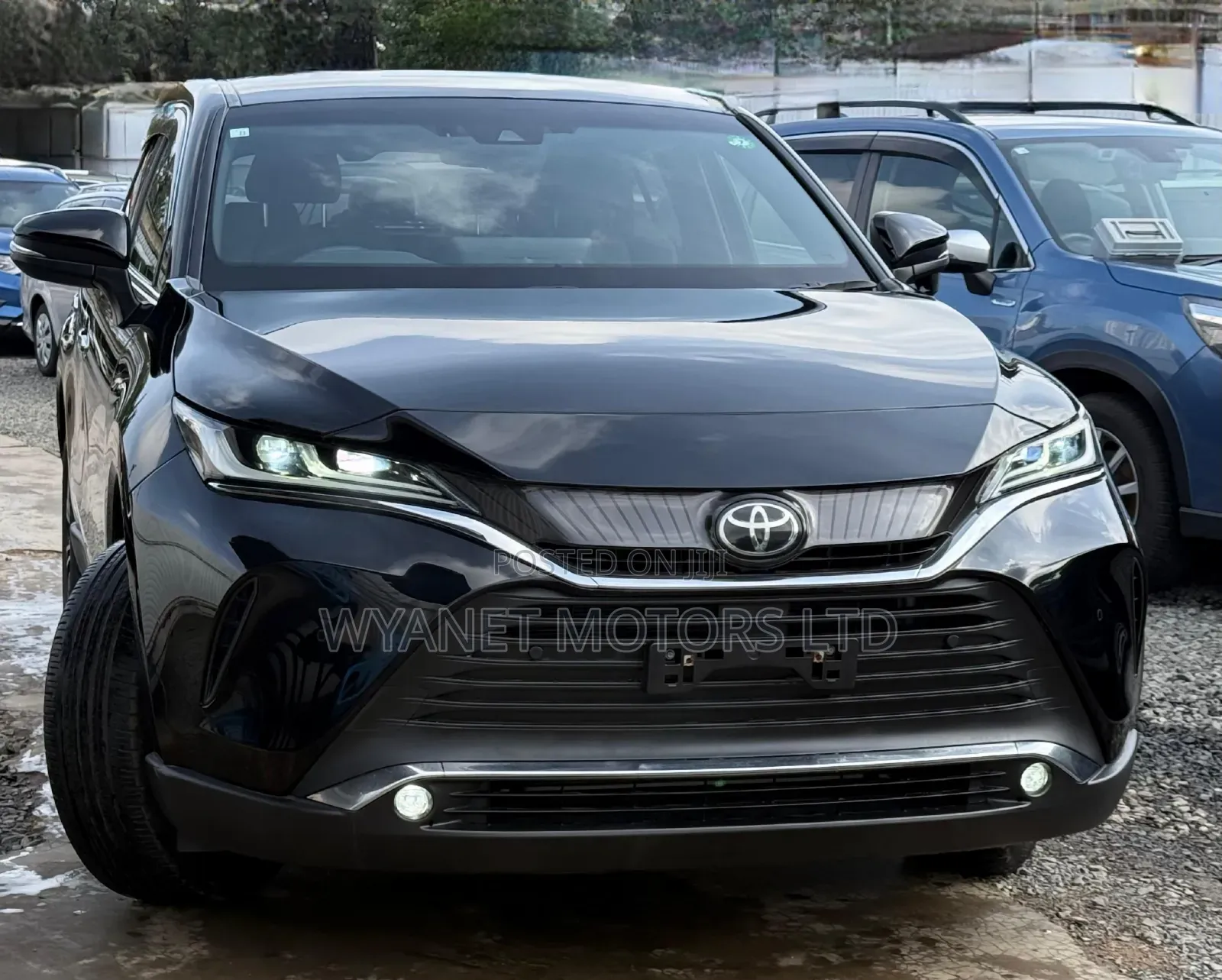 Toyota Harrier 2.0 2020 Black
