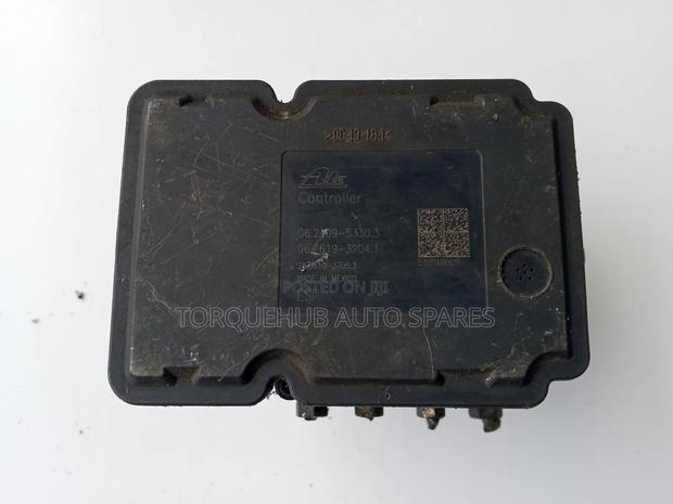 Suzuki Escudo/Grand Vitara Abs Actuator (77k0 B) - thumbnail 3