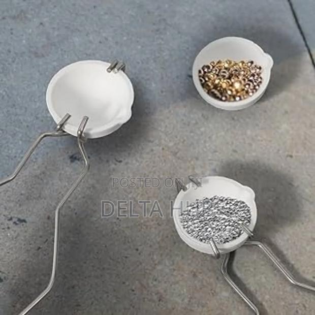 High Purity Ceramic Crucible For Metal Casting - main view