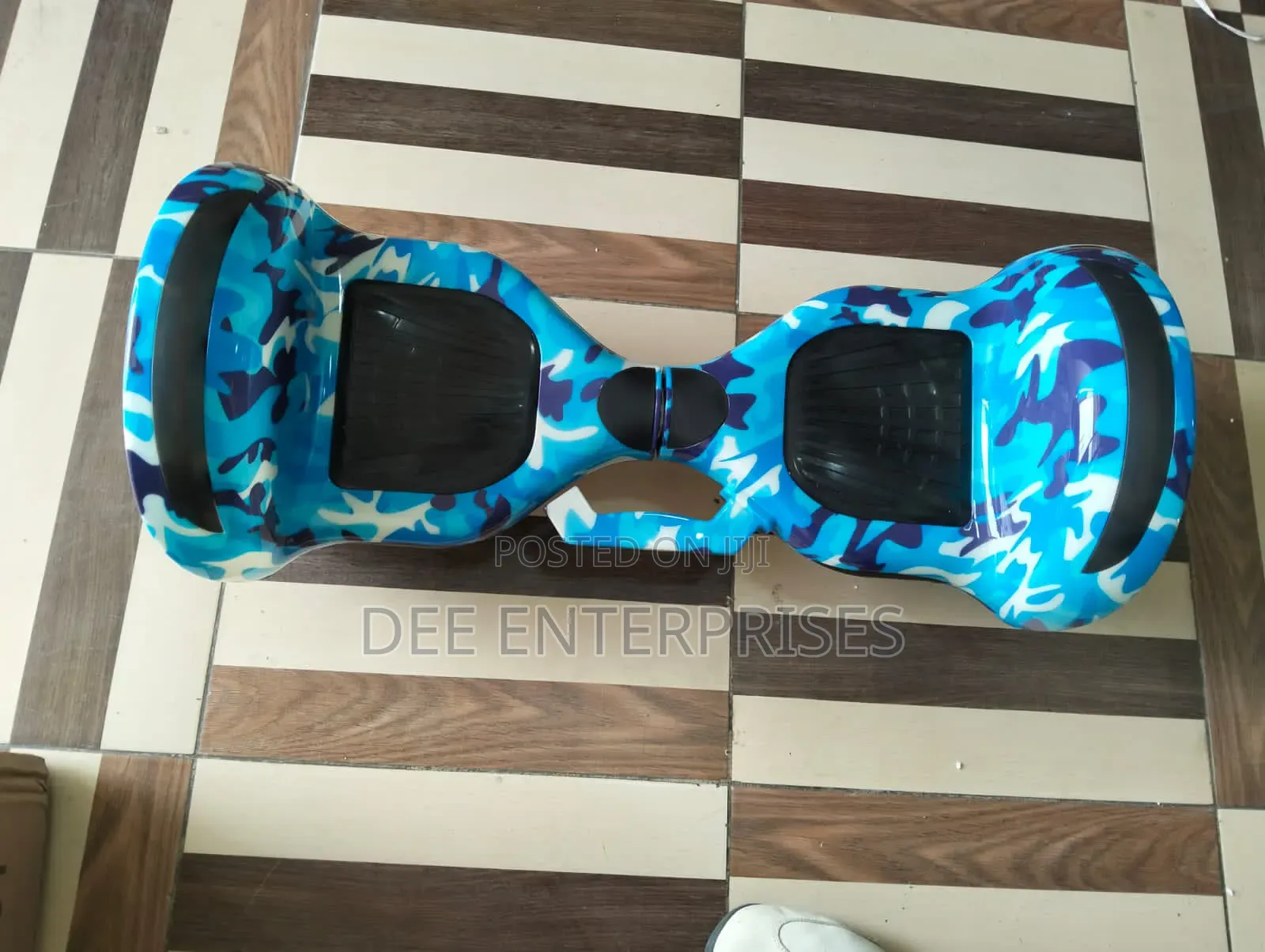 8 Hoverboards With Bluetooth Speakers