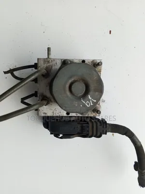 Toyota Noah/Voxy 2014 Abs Actuator (Y9)