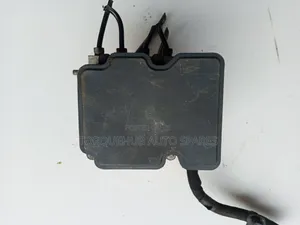 Toyota Noah/Voxy 2014 Abs Actuator (Y9)