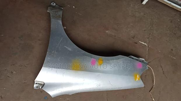 Wing/Fender Toyota Nze / Fielder 121 Year 2003