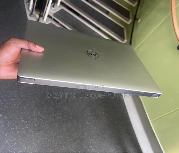 Laptop Dell XPS 15 9570 16GB Intel Core i7 SSD 512GB - thumbnail 2