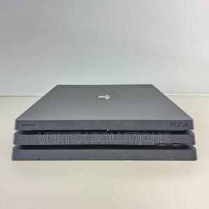 Play Station 4 Pro - thumbnail 2