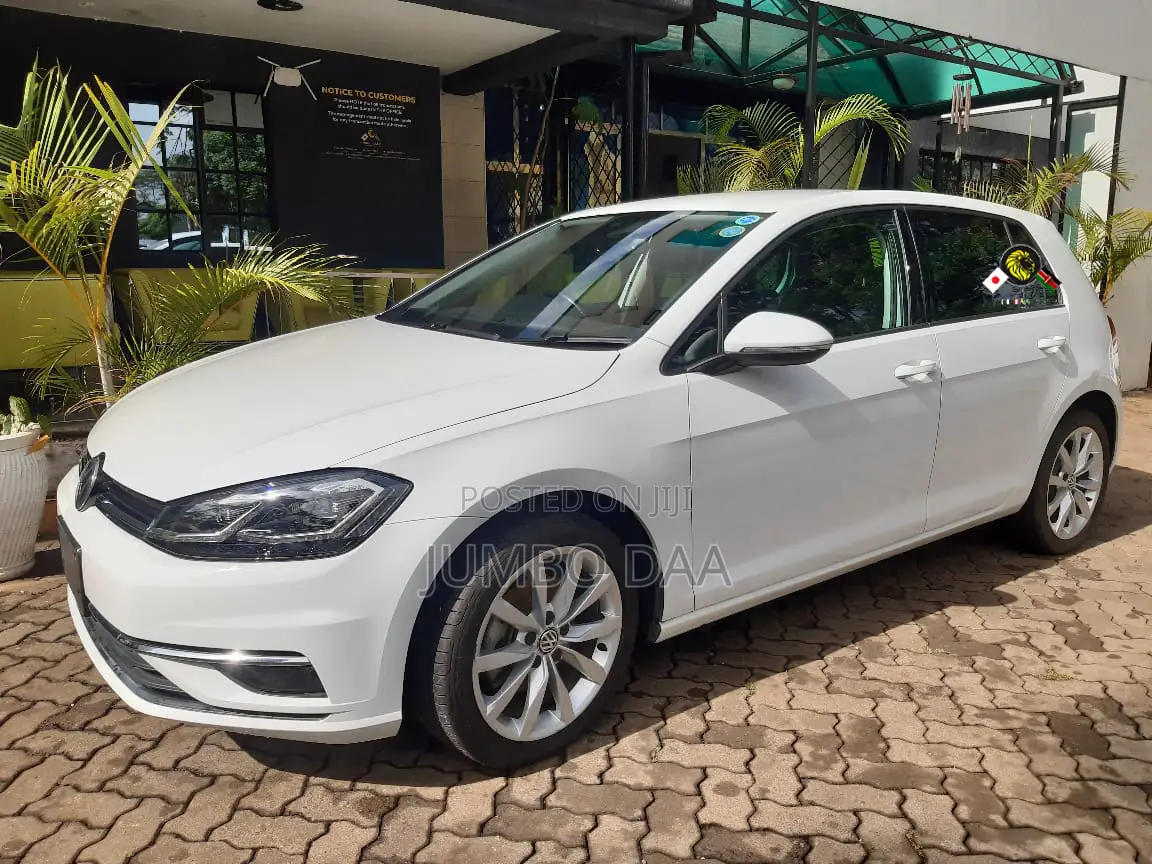Volkswagen Golf TSI SE FWD 2018 White