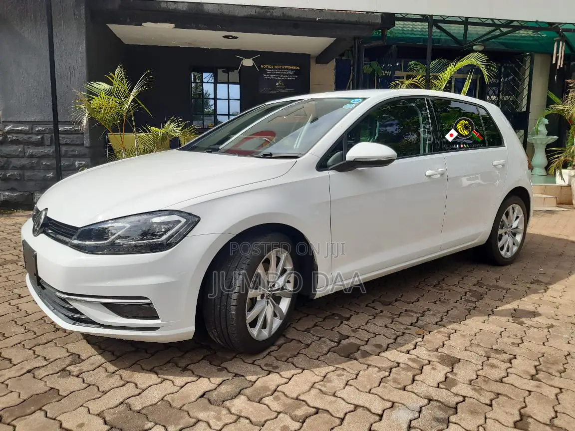 Volkswagen Golf TSI SE FWD 2018 White