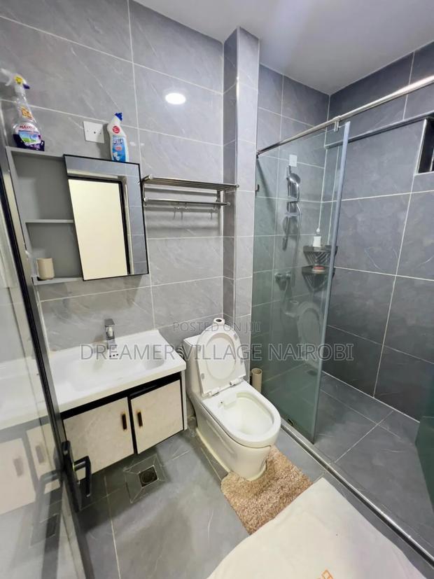 Nice 1bedroom Airbnb in Kilimani. - thumbnail 6