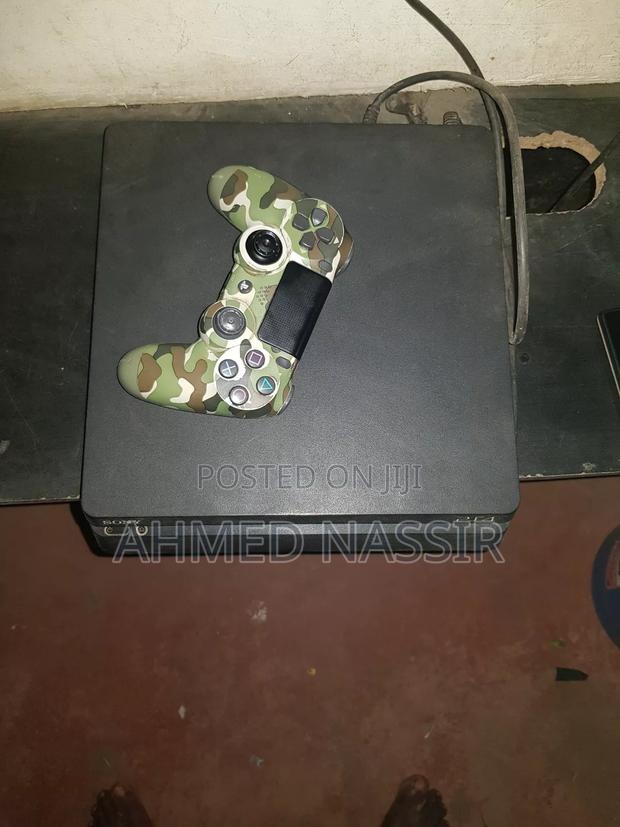 Playstation 4 - thumbnail 5