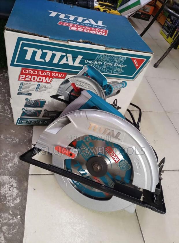 Total Circular Saw 9' Inches