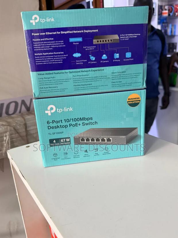6-Port 10/100mbps Desktop Switch - thumbnail 2