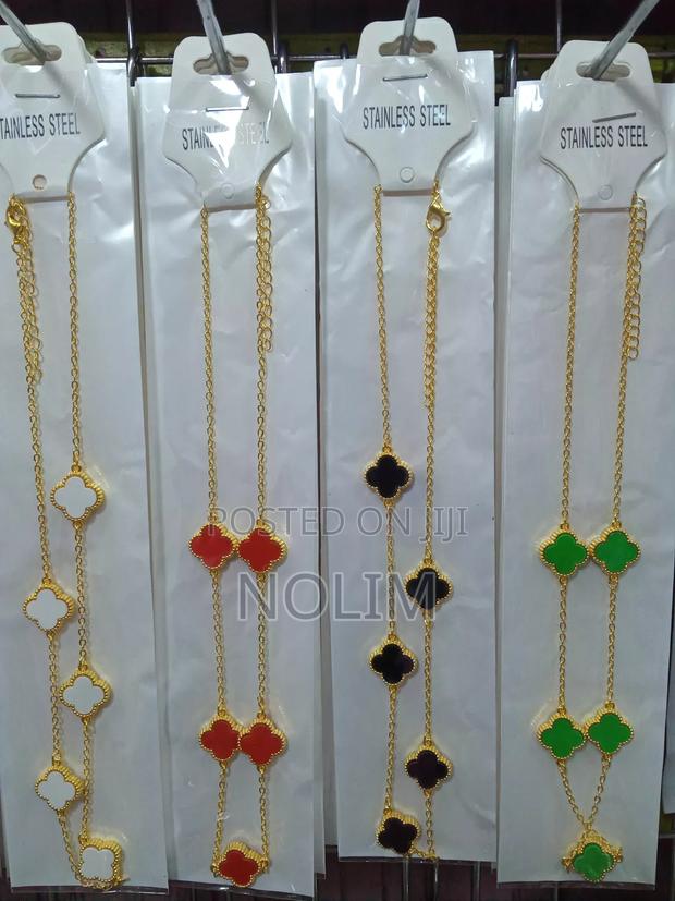 Van-Cleef Stainless Chains - main view